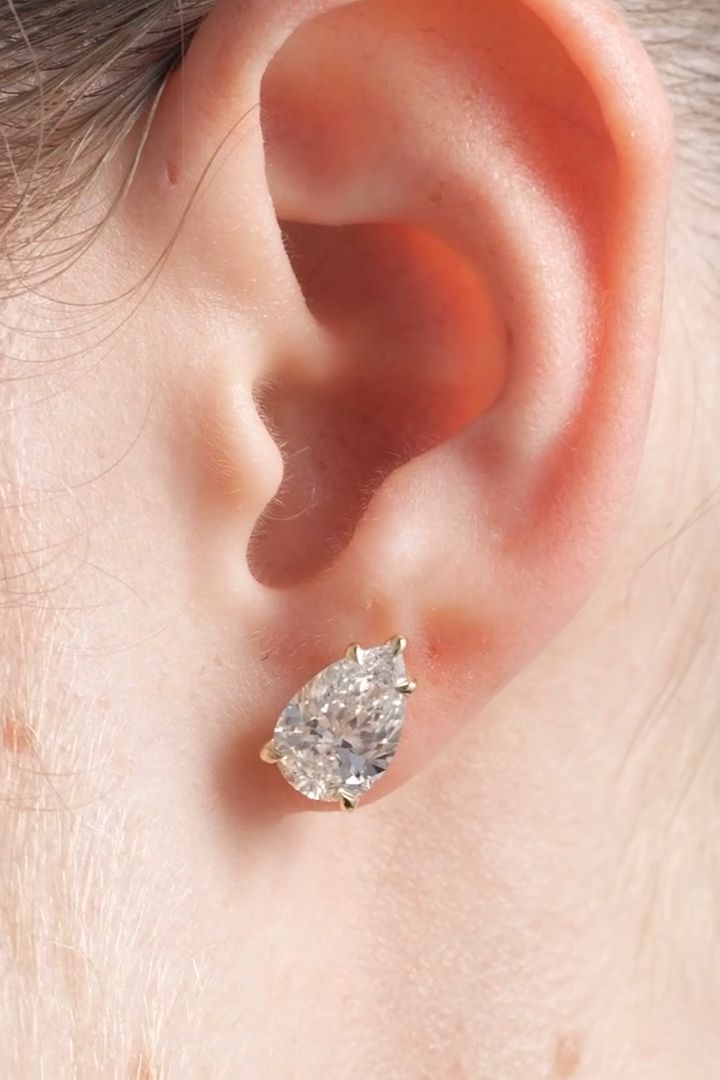 Simple Pear Studs